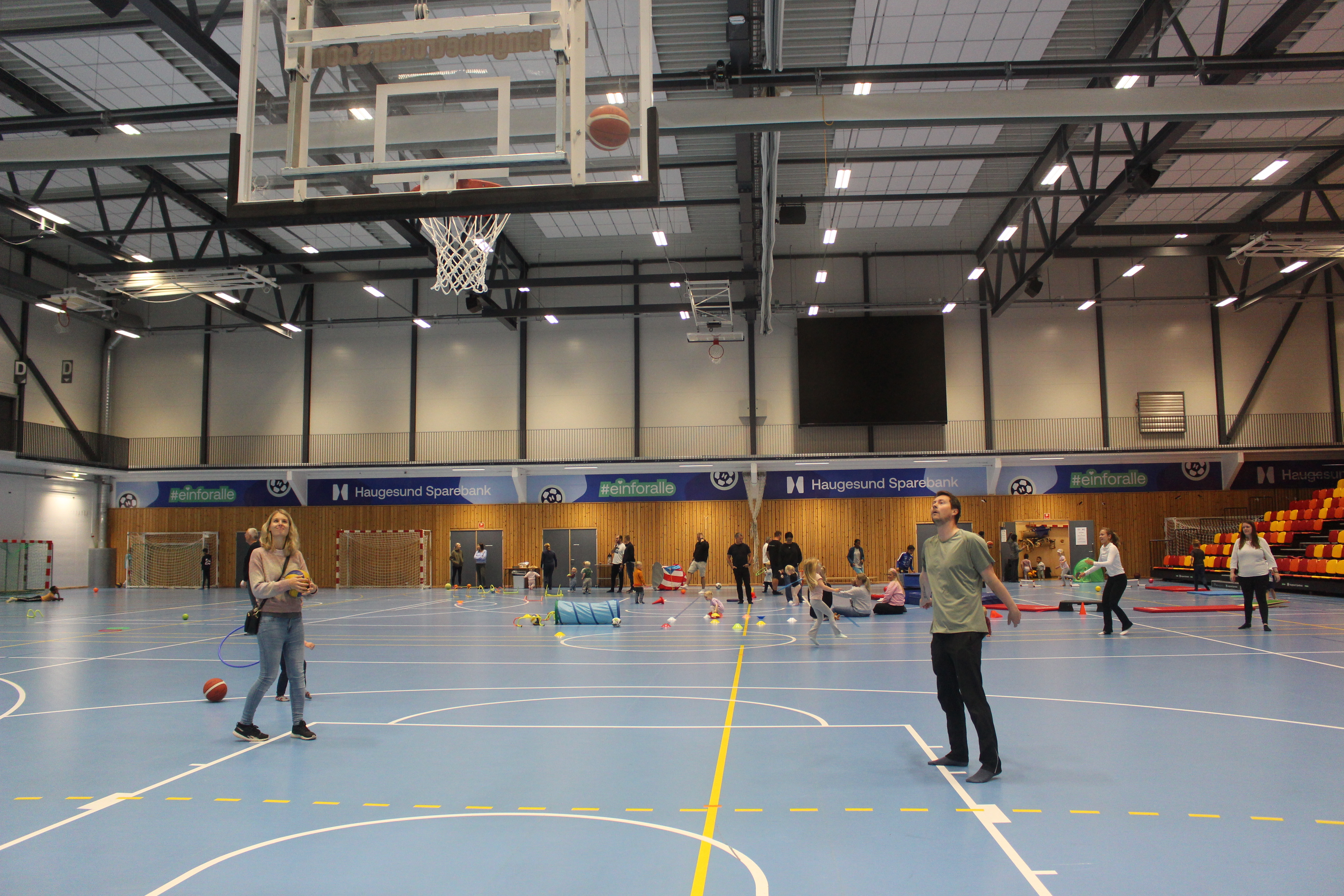 Har han framleis teken på dette då? 