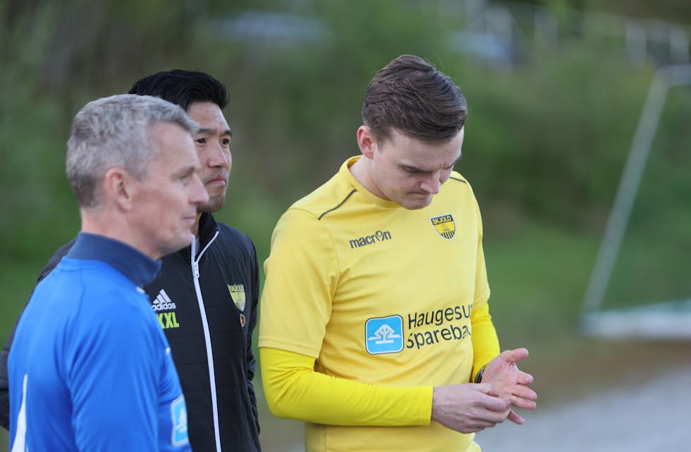 Sigbjørn Tysvær i midten gir seg, mens Kjell Åge Kallevik og Ole Johan Skare er med videre. De får også med seg Yngve Stunes. Foto: Alf-Einar Kvalavåg