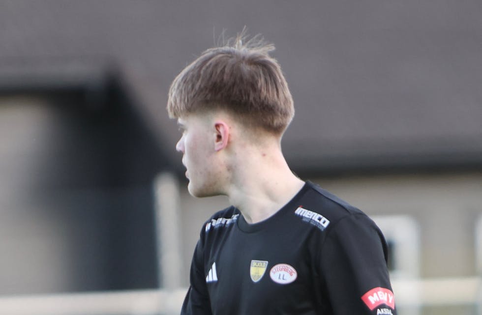 Jørgen Røksund var dagens mann. Han måtte se langt etter de som skulle stoppe ham. Arkivfoto: Alf-Einar Kvalavåg