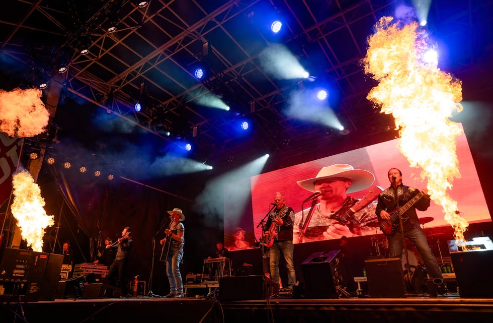 – Tre slike band på ein kveld, kan ikkje bli betre enn det, ler Wolfgang B. Ognøy i Kvednabekkjers ei god veke før årets storkonsert i Tysvær Arena.