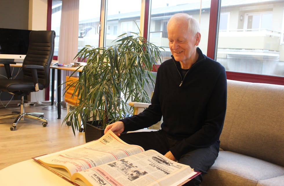 Reidar Nordmark var redaktør i bygdebladet i ei dramatisk og viktig tid. Her deler han erfaringane sine.