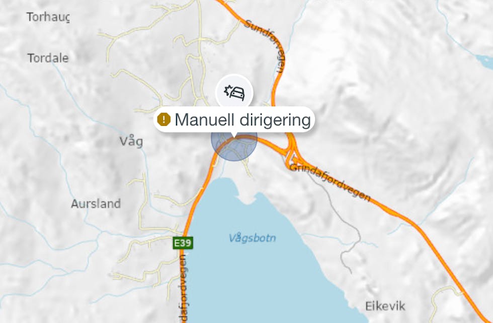 Vegtrafikksentralen melder om et trafikkuhell nær Våg nå i kveld.