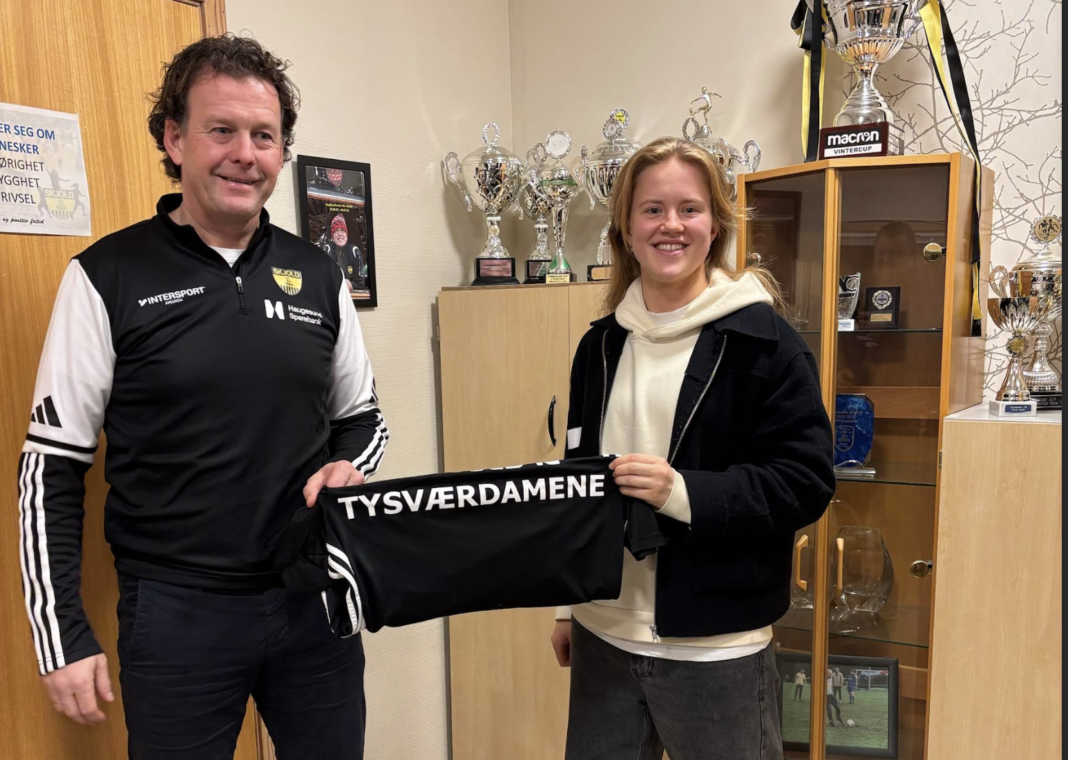 Olav Askeland og Cecilie Mjelde (FKH) skal trene Tysværdamene i 2026. Foto: Skjold/Stegaberg.