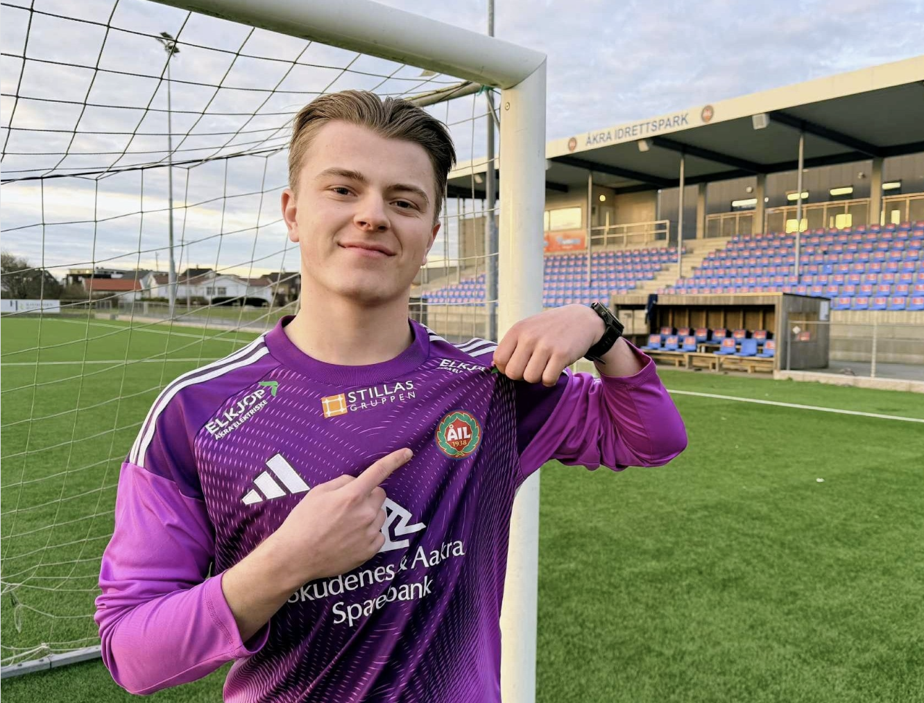 Tysværbuen Vegar Snare Vågen melder overgang til Åkra. Foto: Åkra IL