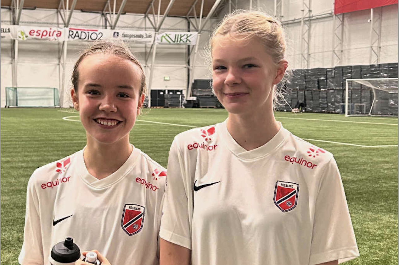 I år er det Emma Nordnes og Adele Tønnesen fra Stegaberg J2013 som har fått plass. Foto: Stegaberg IL