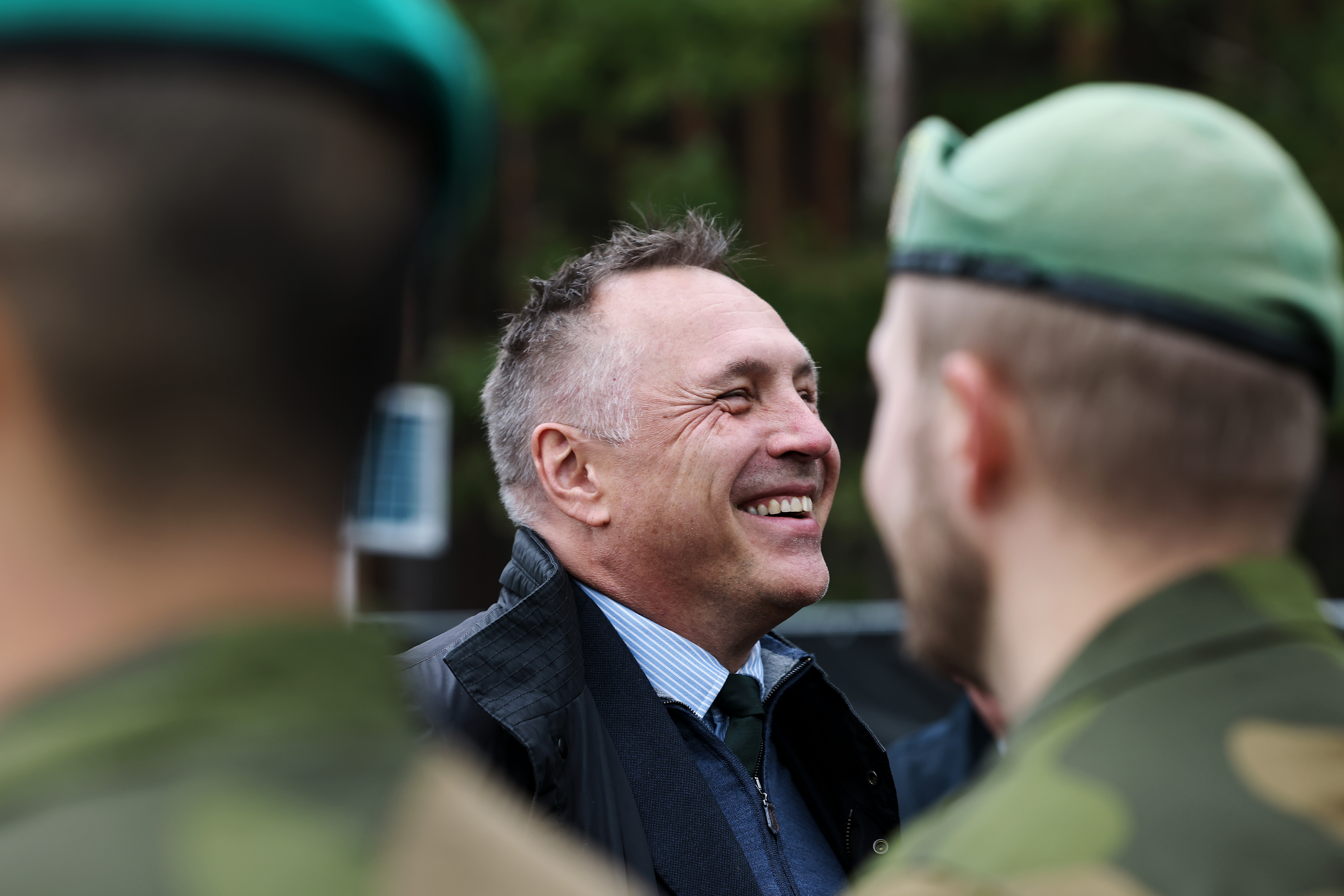 Forsvarsminister Tore O. Sandvik under åpningen av Camp Jomsborg i Polen. Foto: Torbjørn Kjosvold / Forsvaret
