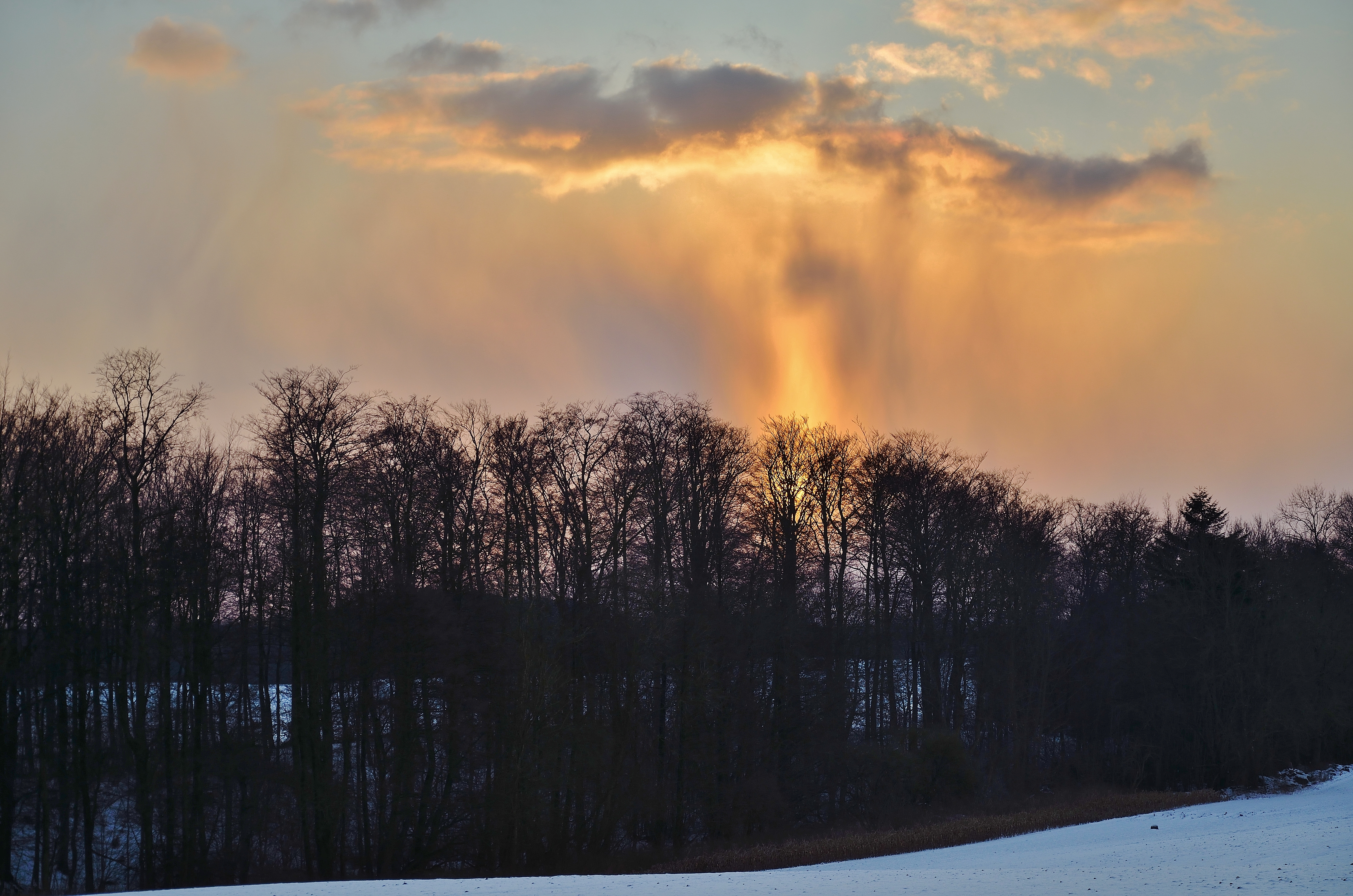 Det blir en ganske rolig helg værmessig. En kan være forberedt på både nattefrost og lokal tåke, melder Meteorologisk institutt.