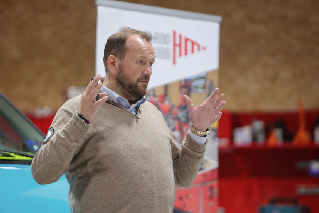 Svein Ove Vetrhus er fritatt fra sitt politiske verv grunnet flytting ut av Tysvær kommune. 