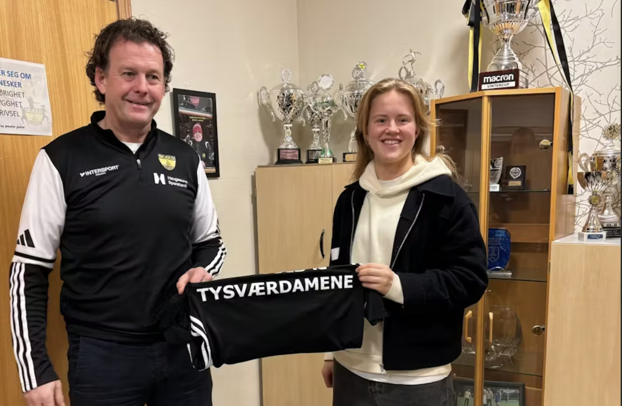 Olav Askeland og Cecilie Mjelde (FKH) skal trene Tysværdamene i 2026. Foto: Skjold/Stegaberg.