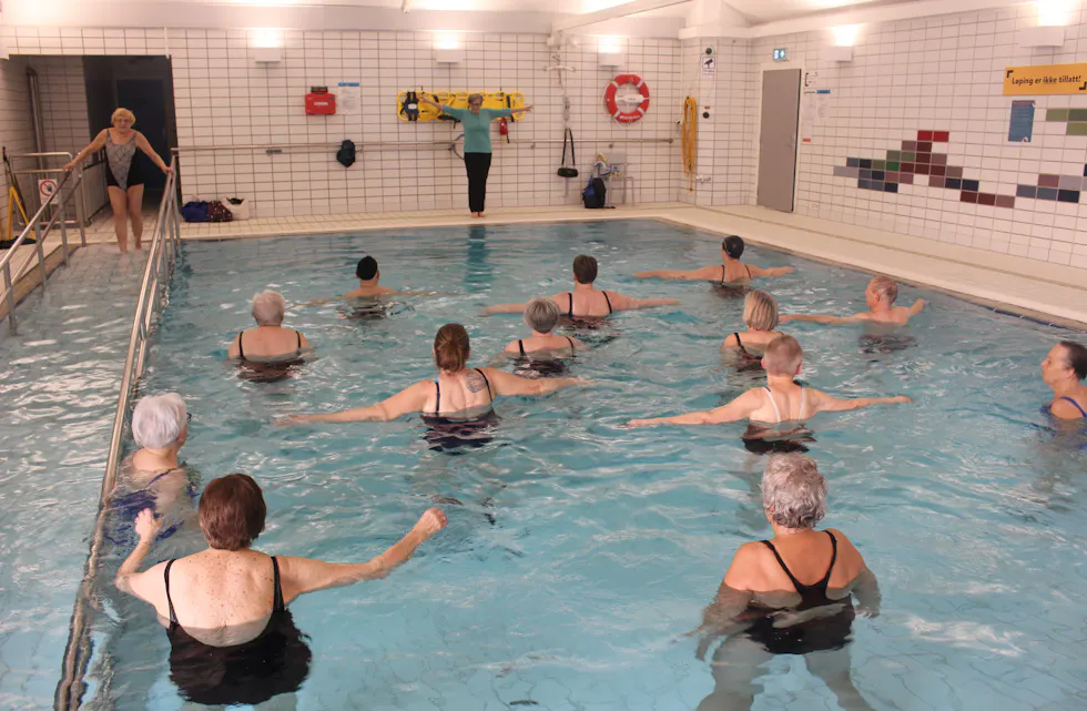 Mange har gleda seg til å ta i bruk terapibassenget i Tysværtunet igjen.