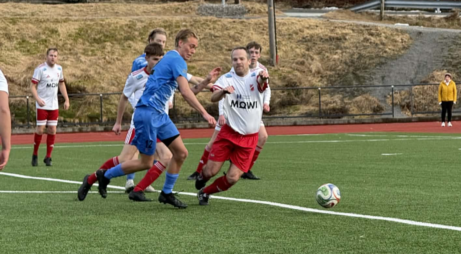 Kjell Andreas Lindgren og Nedstrand vil garantert jage havn når lagene møtes på ny på Nedstrand. Foto: Einar Hesthammer