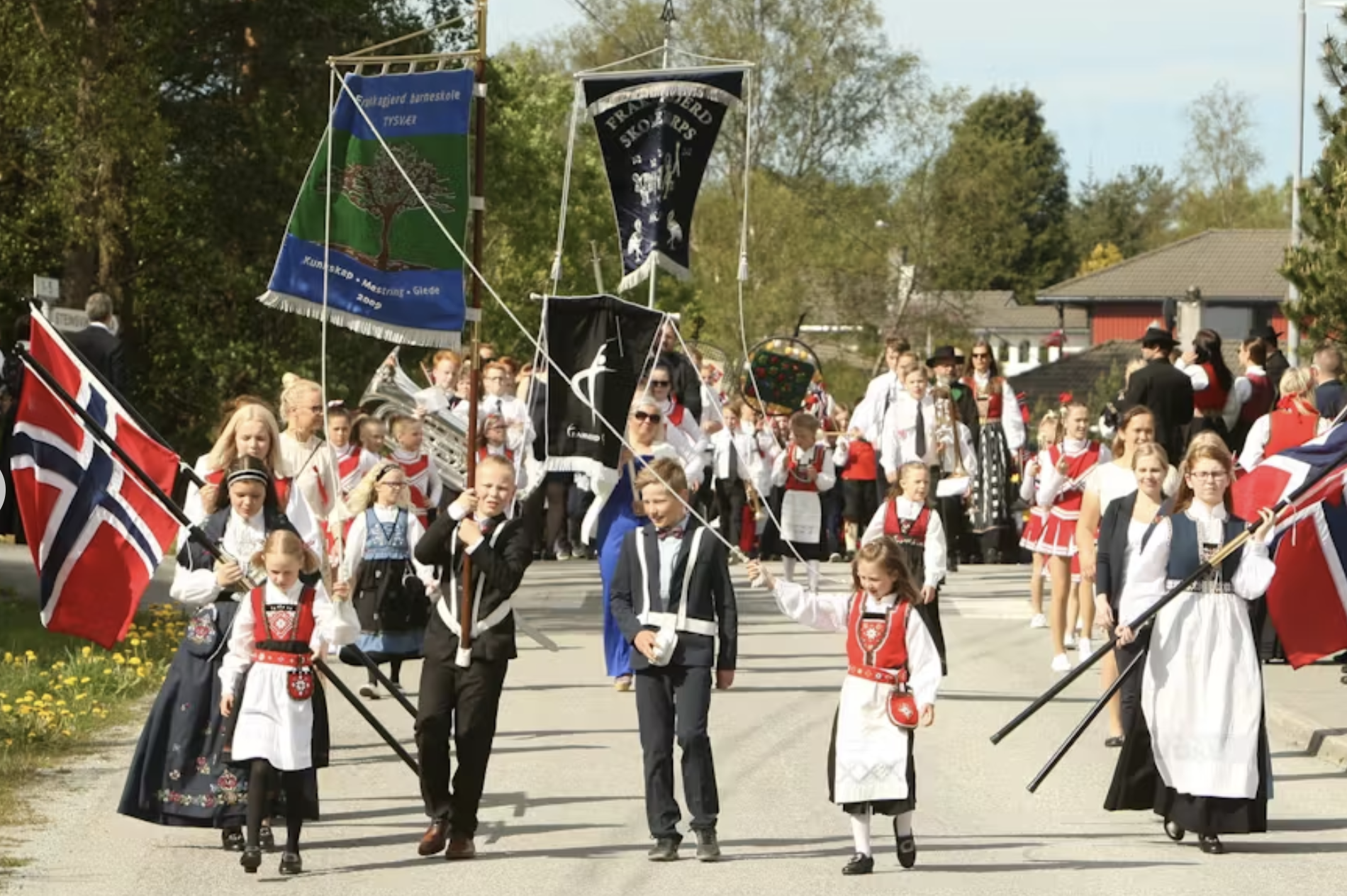 Frakkagjerd skolekorps har lenge vært en del av 17. mai-toget på Frakkagjerd. I år har de takket nei. Arkivfoto: Alf-Einar Kvalavåg