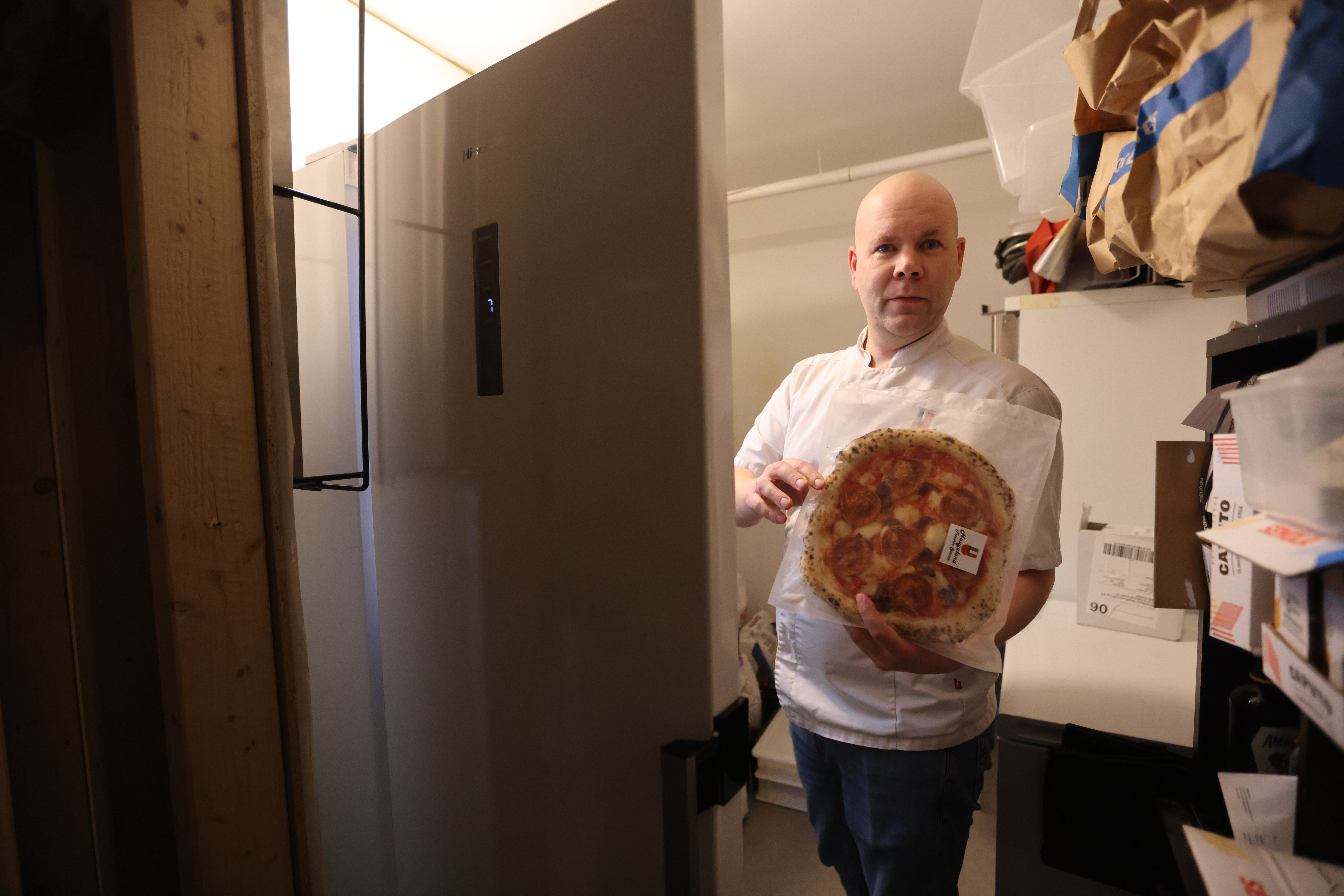 Halvfabrikat som berre skal stenkast kjapt i ovnen til kunne.