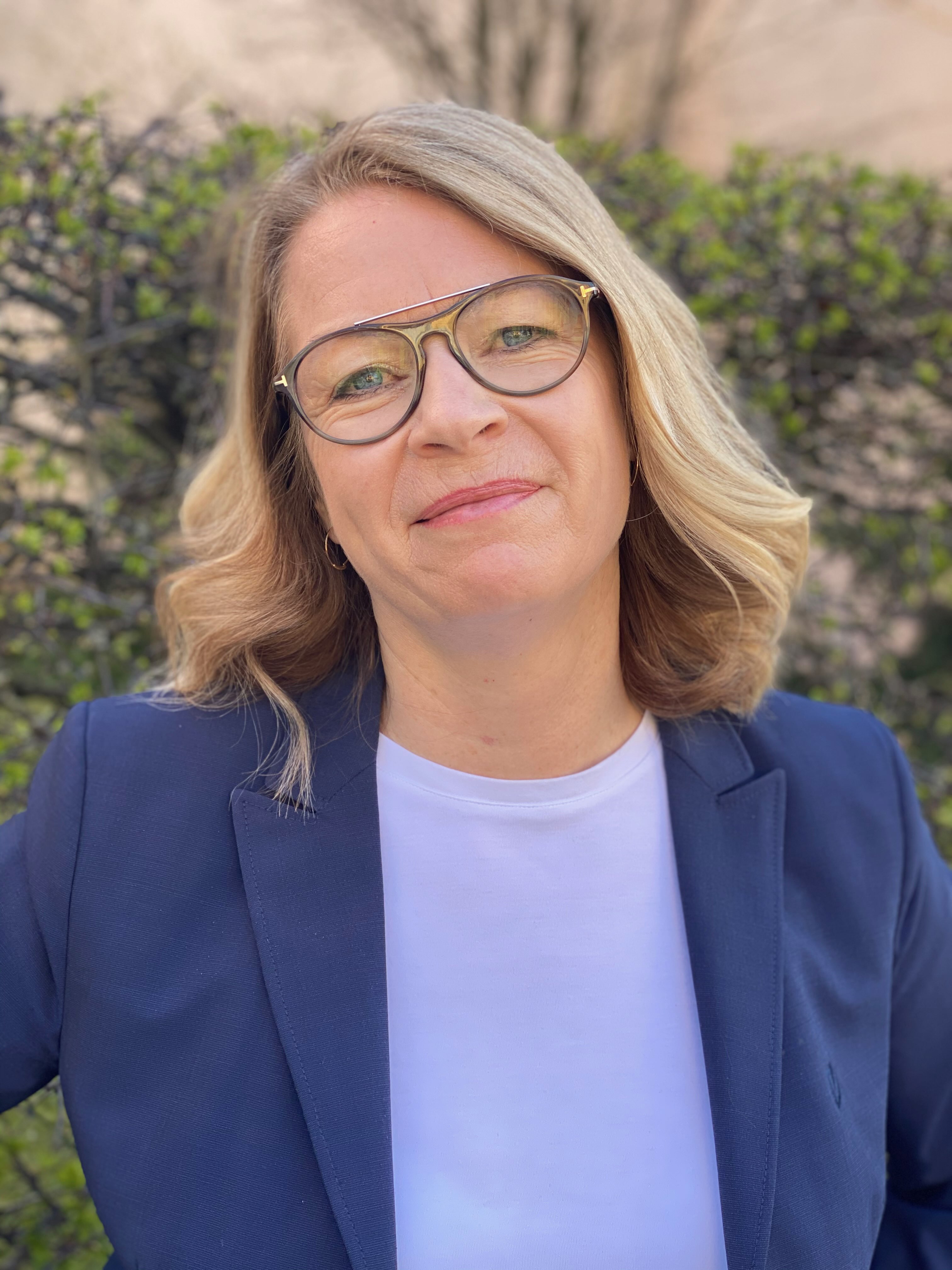 Nina Hopsdal, er banksjef i Sparebanken Norge, som snart skal dele ut over 1,5 milliarder til lag og foreninger.
Foto: Sparebanken Norge