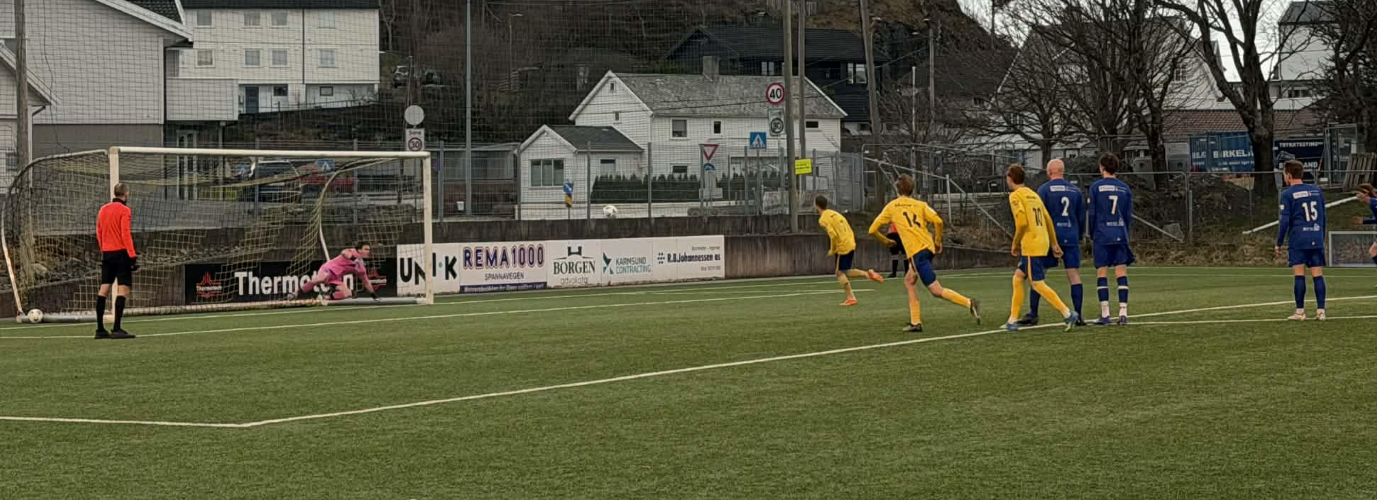 Djerv 1919 leder nå 4-0 etter blant annet et straffemål. Foto: Ole Bjelland