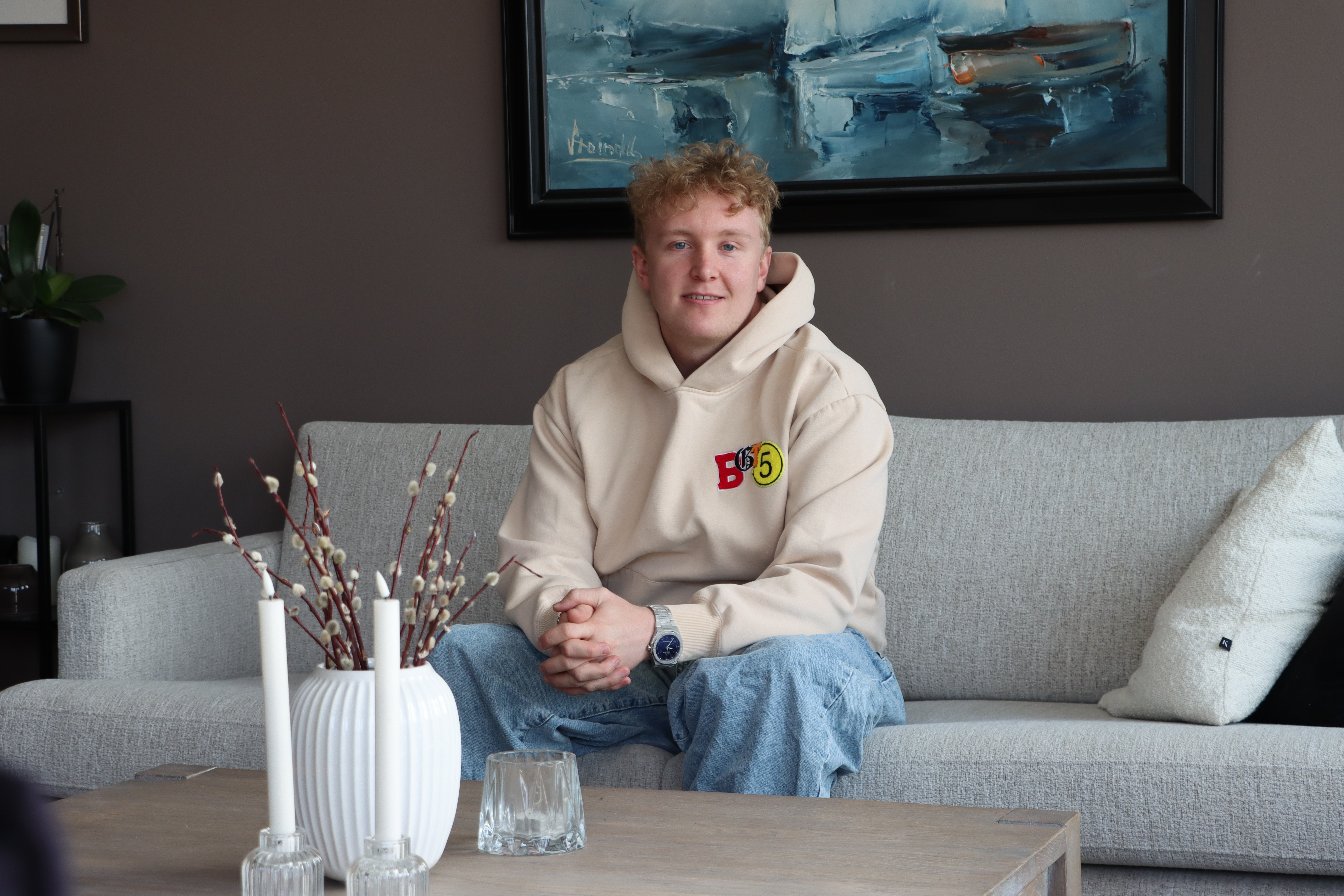 Helt siden ung alder har Nicolay Strand (23) hatt store ambisjoner om å bli kjendis. Det har han ikke lagt fra seg. Drømmen er å forlate A4-livet som elektriker offshore for å satse på content-bygging i USA. Foto: Malene Sørensen Lundberg.