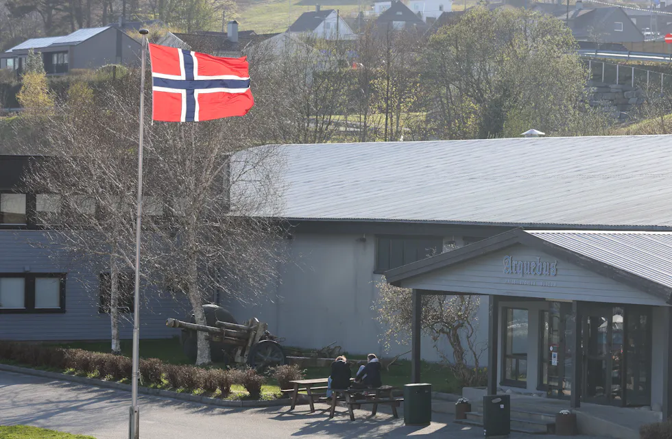 8. mai er ein av dagane der du bør finne fram flagget og markere. Foto: Alf-Einar Kvalavåg