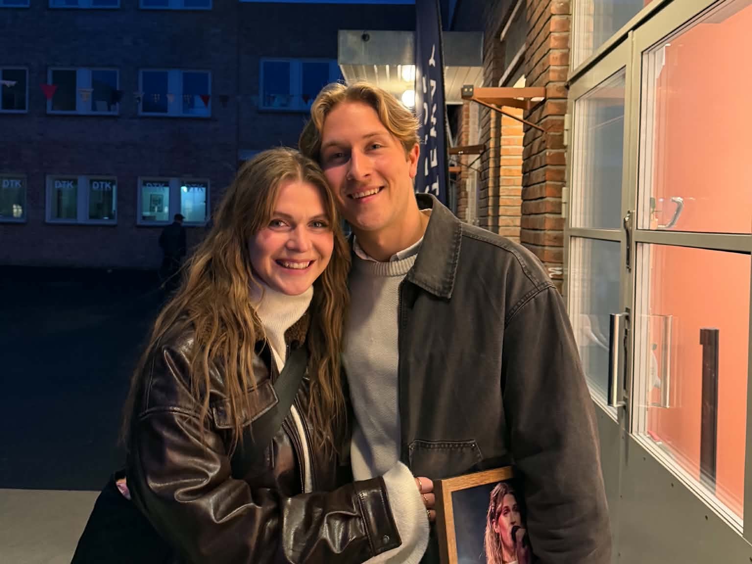 Det oppsto søt musikk da Sofia møtte Samuel under innspillingen av The Voice. 
