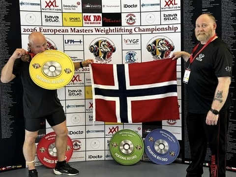 Ørjan Østhus og Dag Rønnevik var to av 22 utøvere som deltok i EM Masters i Belgia i helgen.