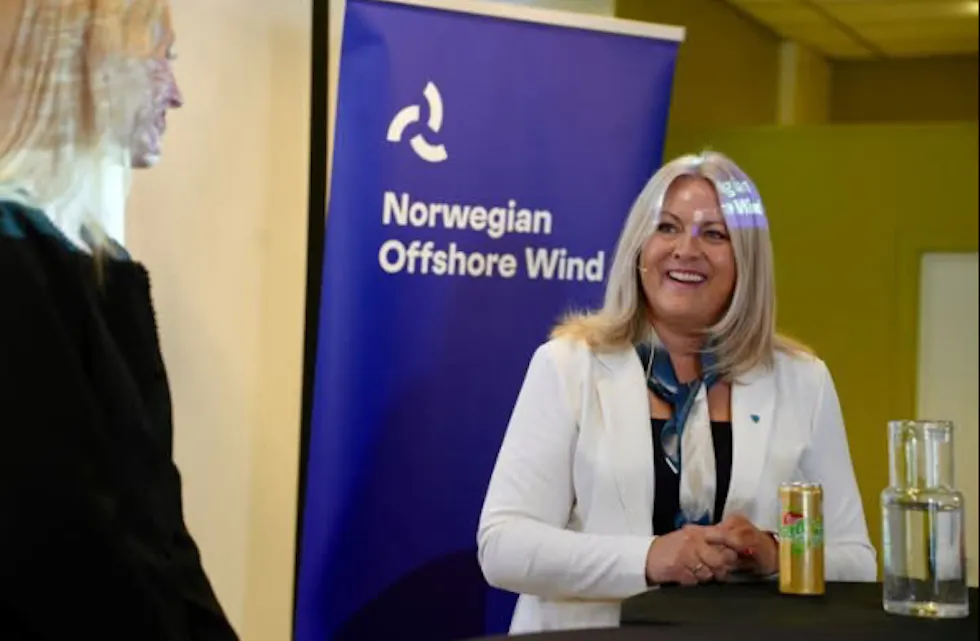 Monika Lindanger var på scenen i samtale om havvind med Norwegian Offshore Wind og Offshore Norge.