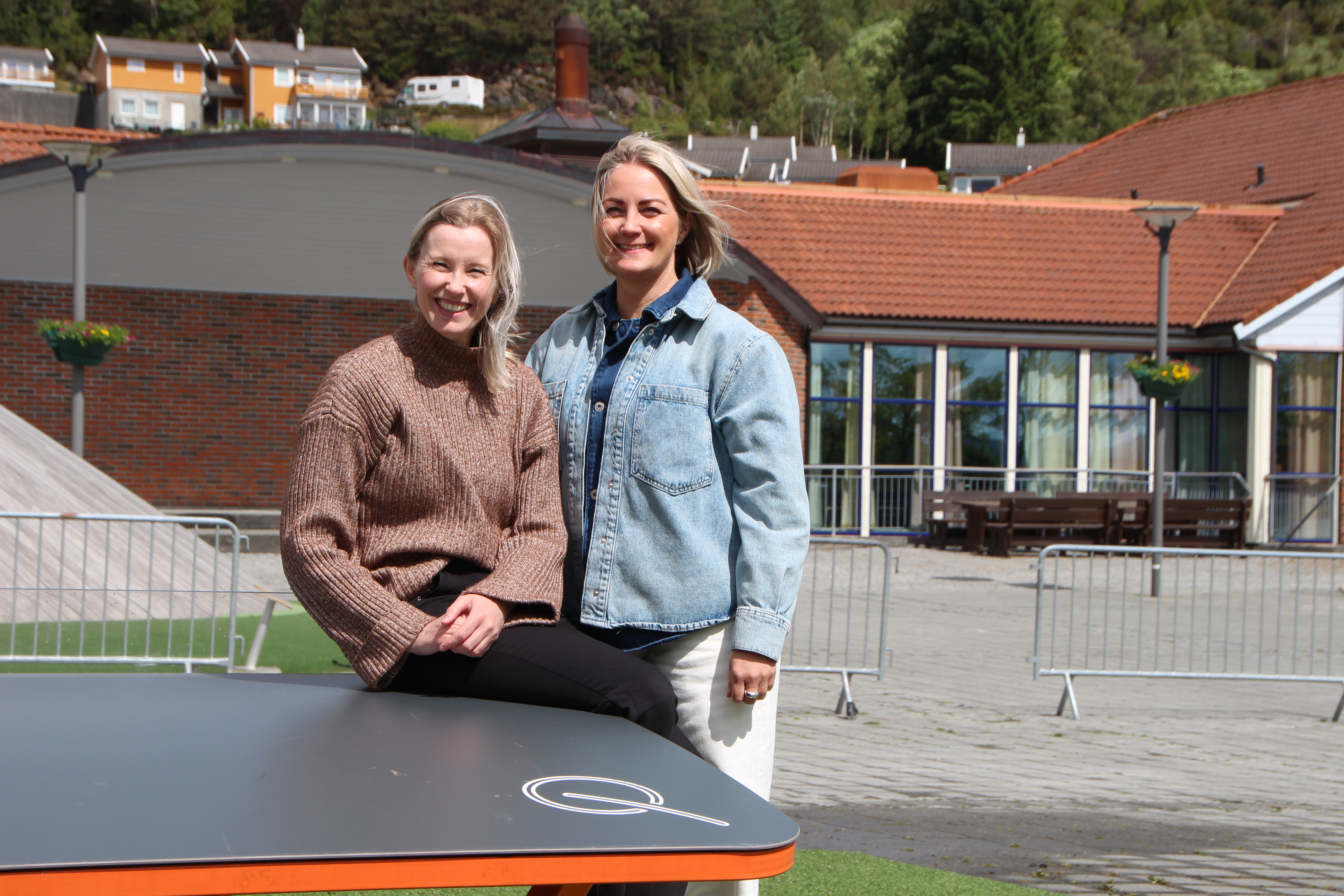 Grethe Vangsnes og Ann-Kristin Berge Dahle i Tysvær kommune er med i prosjektgruppen som har jobbet frem tiltak for å få flere barn og unge i aktivitet.